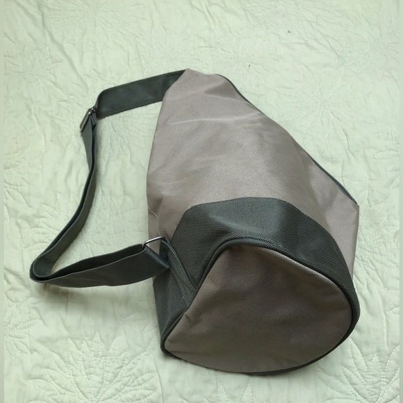 Shoulder Pouch - Picture 2 of 4